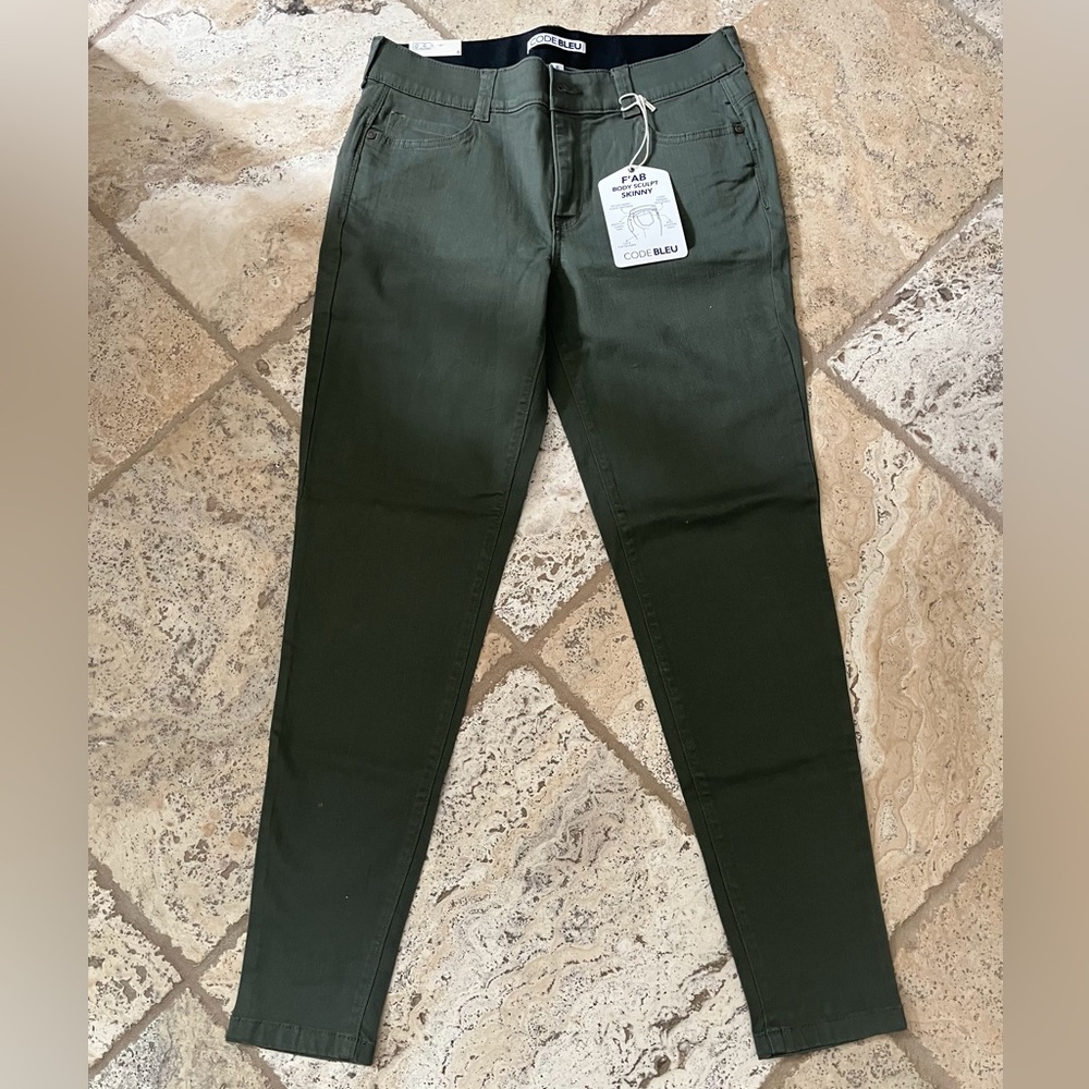 NWT CODE BLEU olive Sculpt Skinny jean 6
